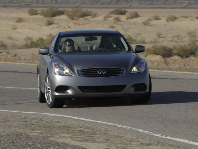 Infiniti G37 Coupe фото