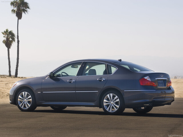 Infiniti M фото