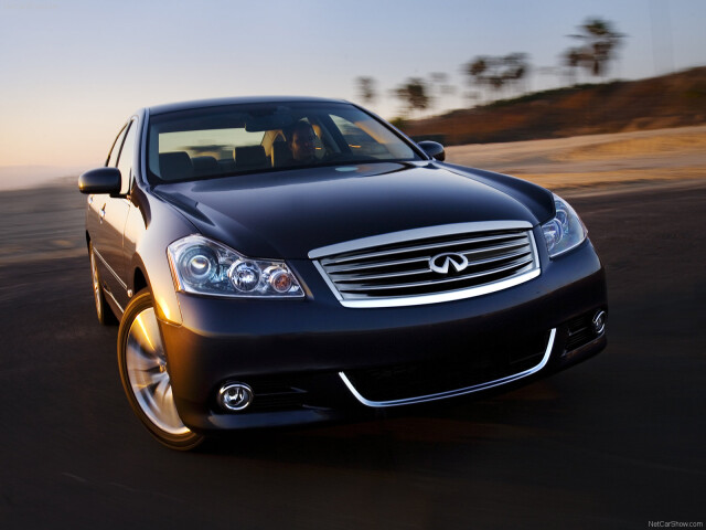 Infiniti M фото