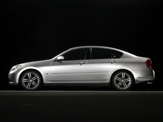 Infiniti M35 фото