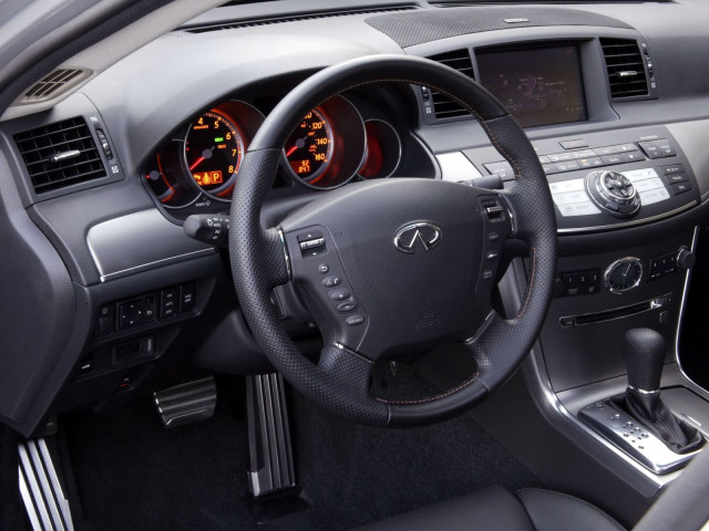 Infiniti M35 фото