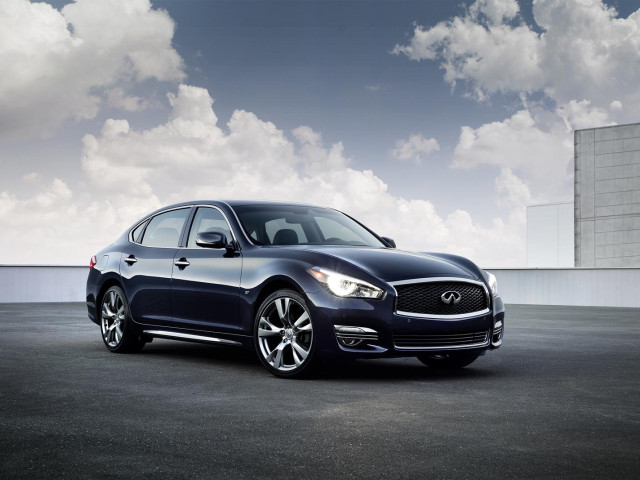 Infiniti Q70 фото