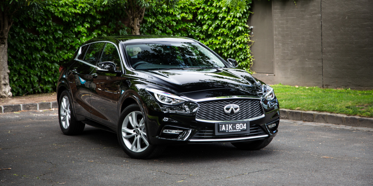 Infiniti Q30 фото 181247