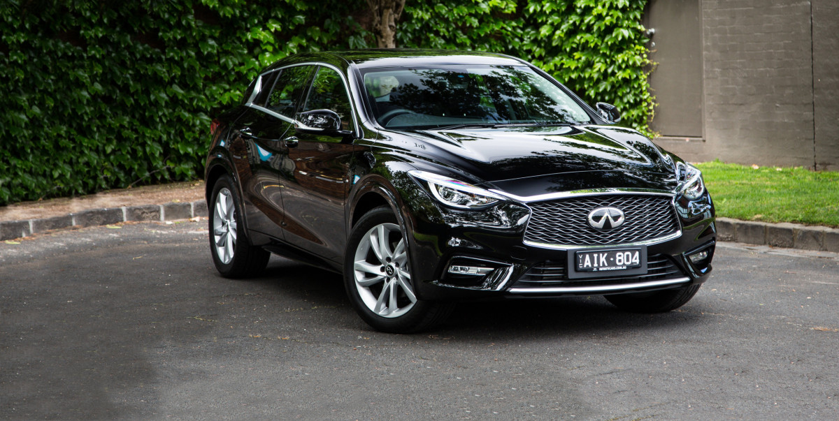 Infiniti Q30 фото 181259