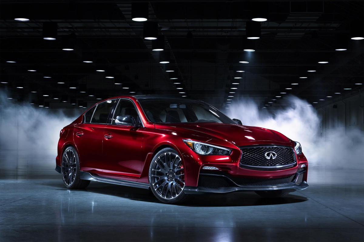 Infiniti Q50 Eau Rouge фото 111201