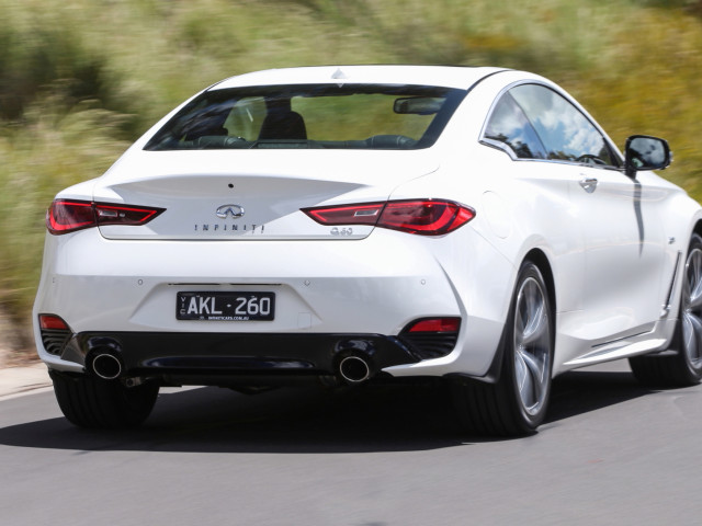 Infiniti Q60 фото