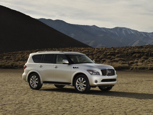 Infiniti QX56 фото