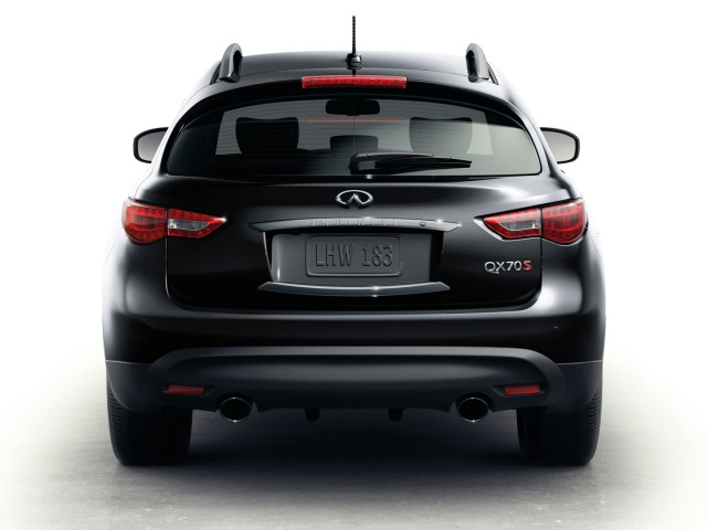 Infiniti QX70 фото