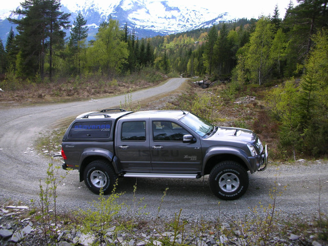 Isuzu D-Max фото