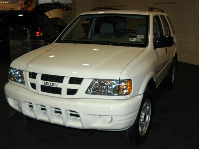 Isuzu Rodeo фото