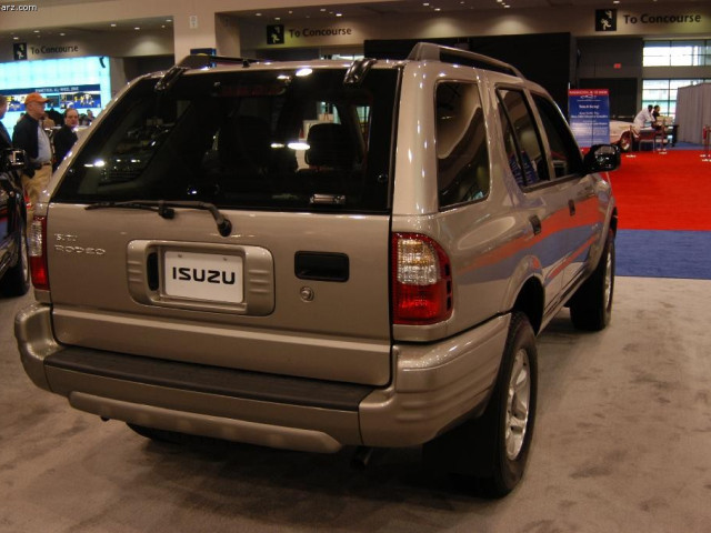 Isuzu Rodeo фото