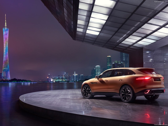 Jaguar C-X17 5-Seater Concept фото