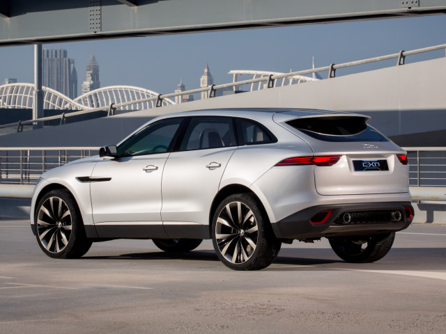 Jaguar C-X17  фото