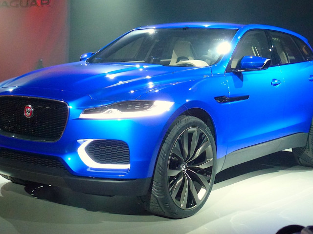 Jaguar C-X17  фото