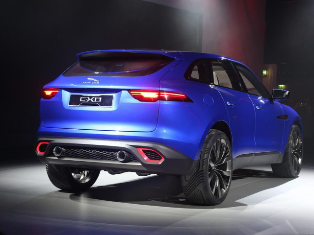 Jaguar C-X17  фото