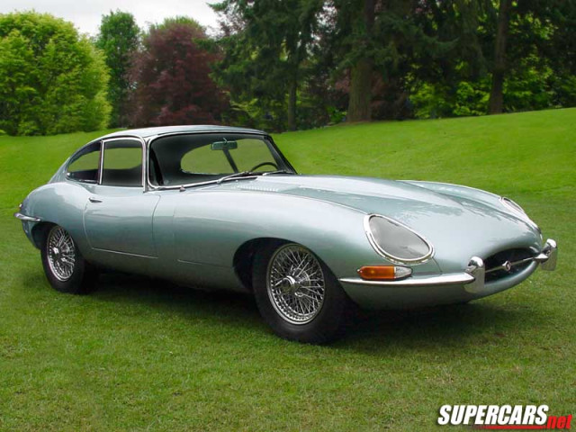 Jaguar E-Type фото