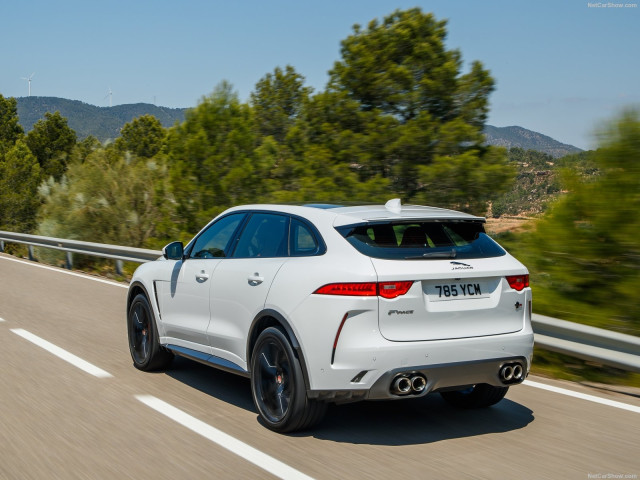 Jaguar F-Pace SVR фото