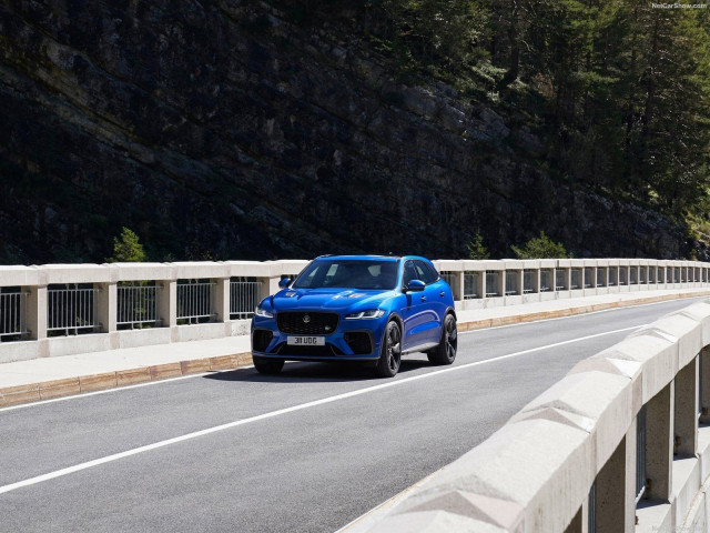 Jaguar F-Pace SVR фото