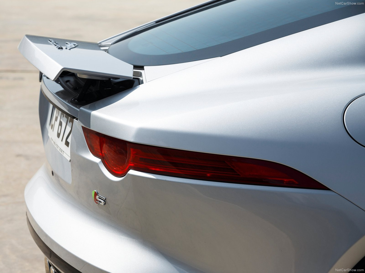 Jaguar F-Type Coupe фото 121180