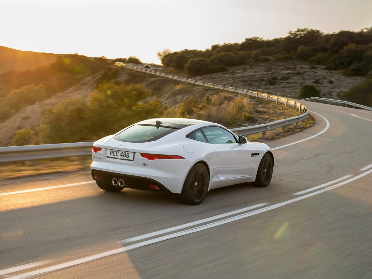 Jaguar F-Type Coupe фото 121219