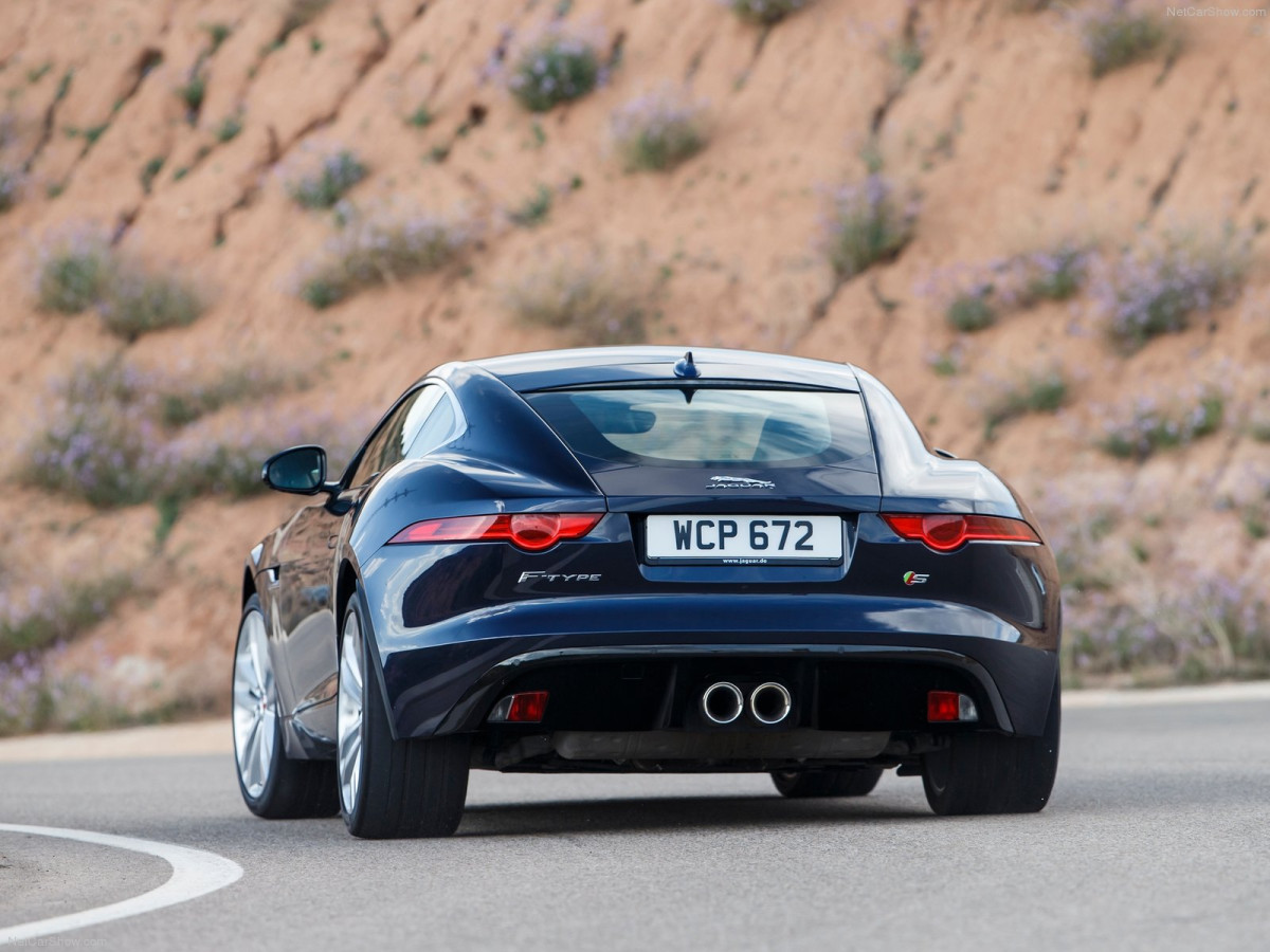 Jaguar F-Type Coupe фото 121228