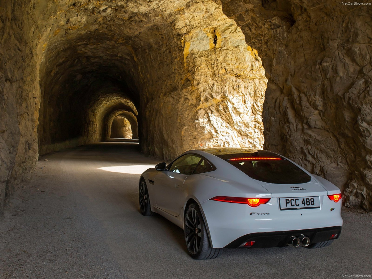 Jaguar F-Type Coupe фото 121234