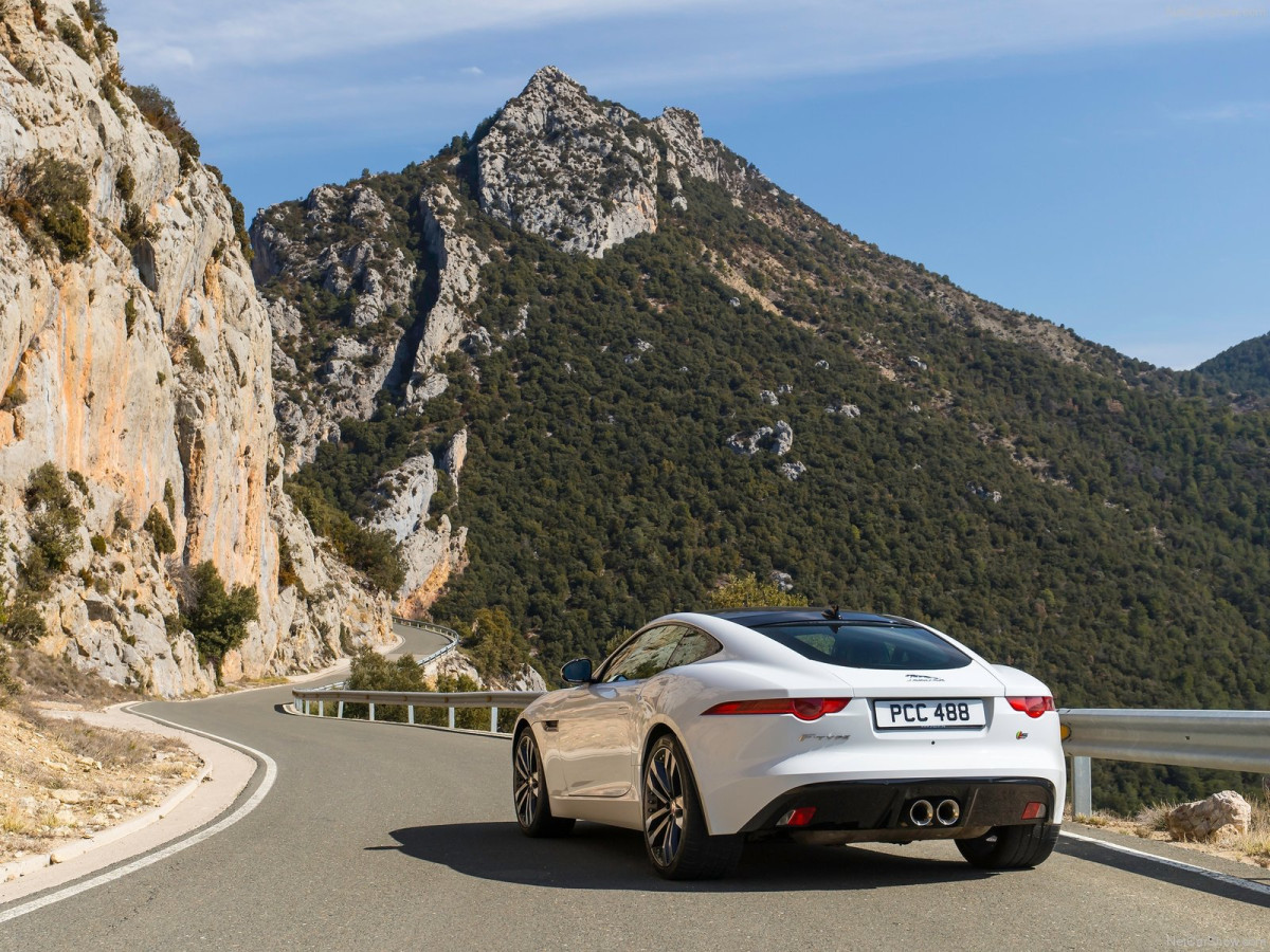 Jaguar F-Type Coupe фото 121236