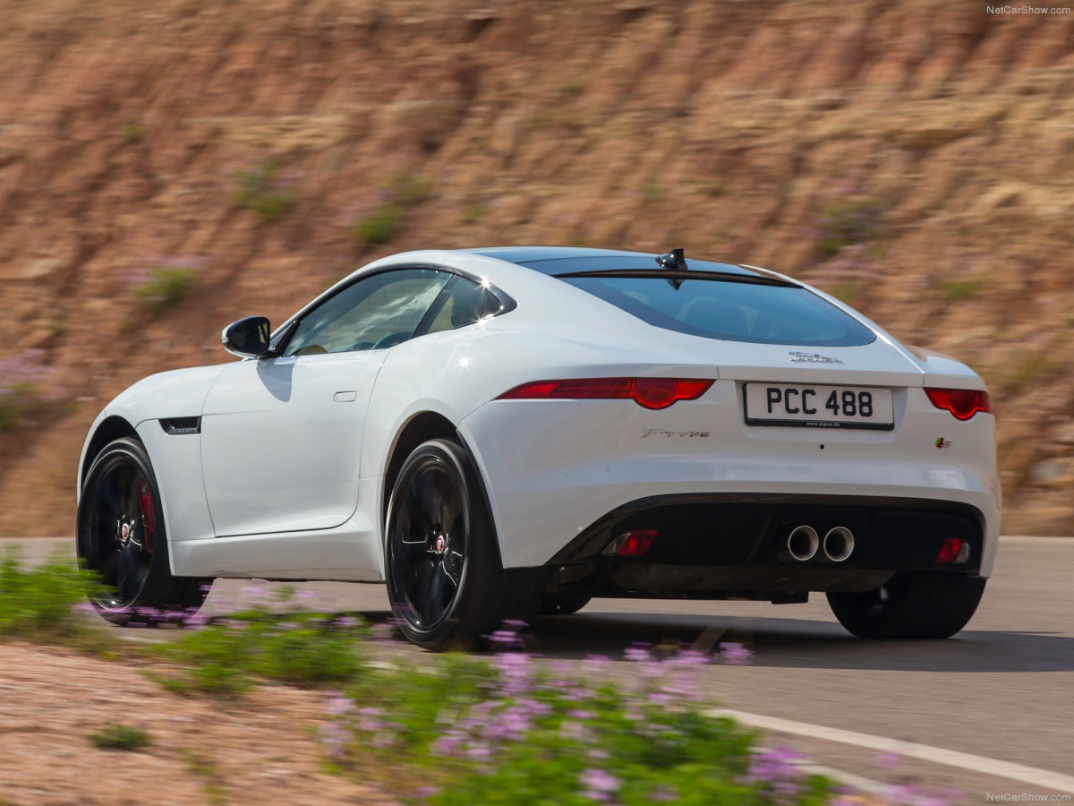 Jaguar F-Type Coupe фото 121237