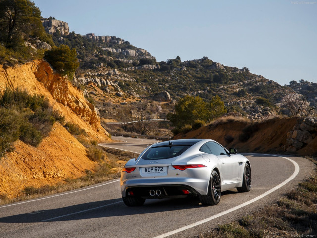 Jaguar F-Type Coupe фото