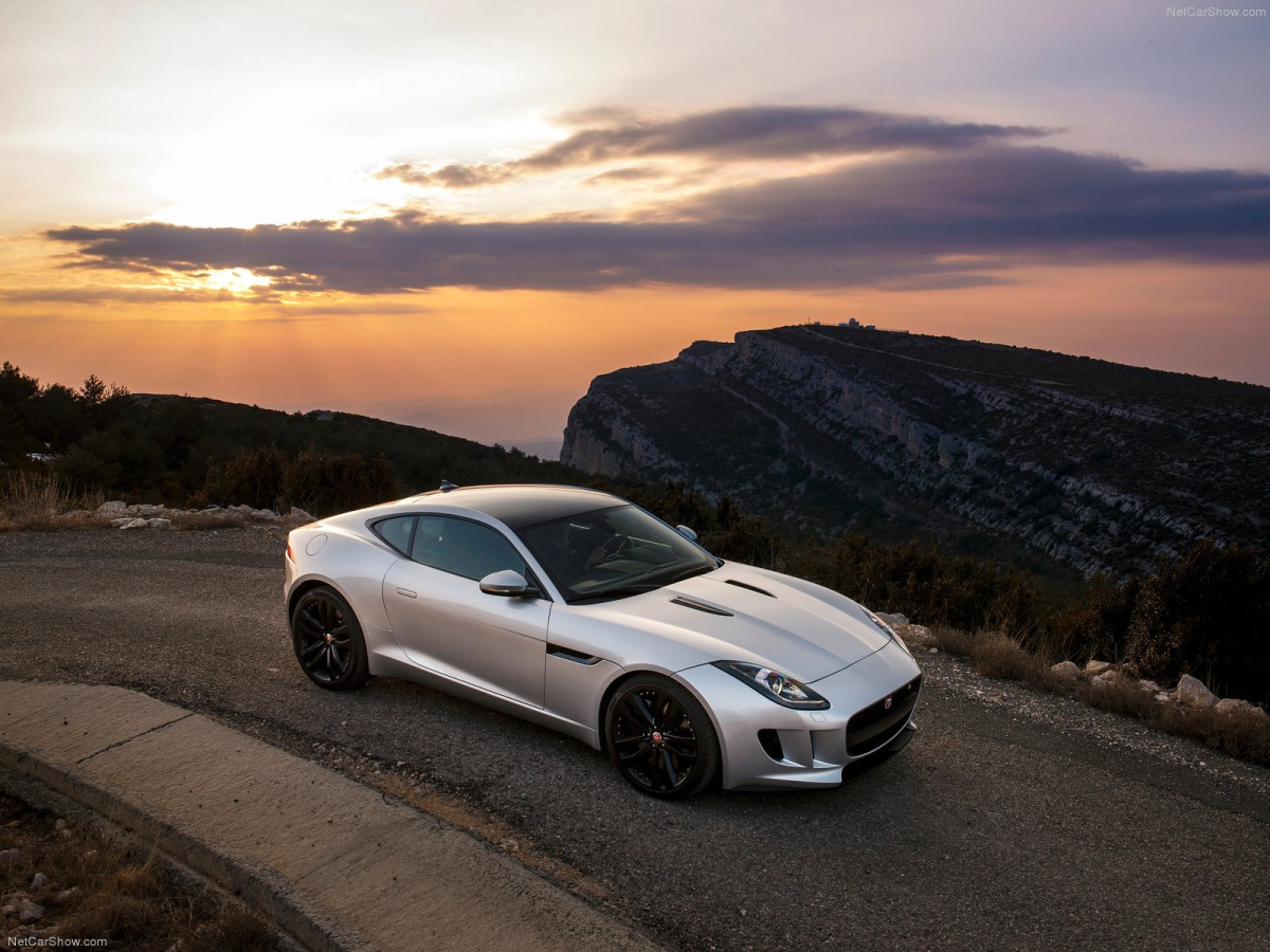 Jaguar F-Type Coupe фото 121331