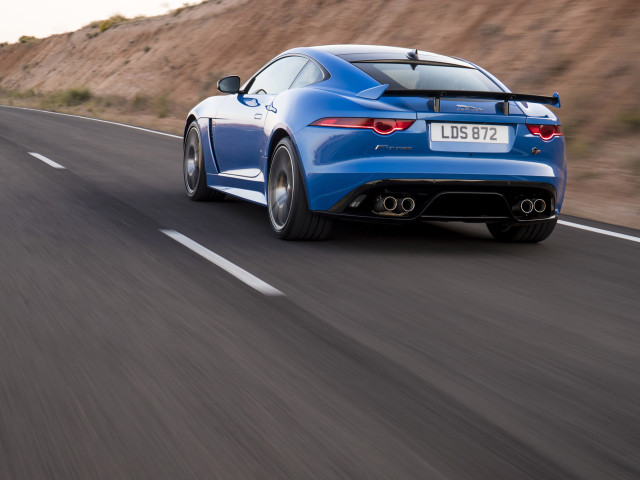 Jaguar F-Type SVR фото