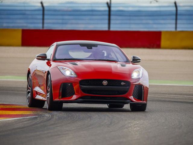 Jaguar F-Type SVR фото