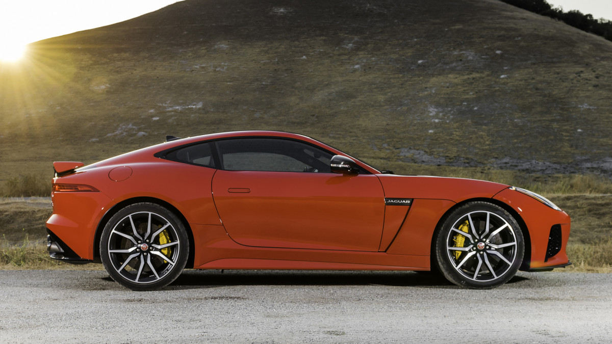 Jaguar F-Type SVR фото 174758