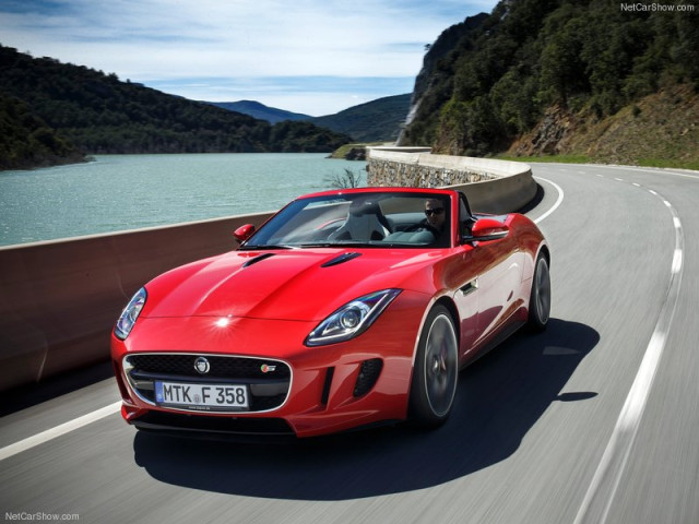 Jaguar F-Type V8 S фото