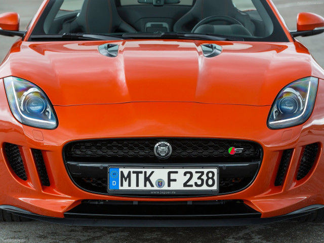 Jaguar F-Type V8 S фото