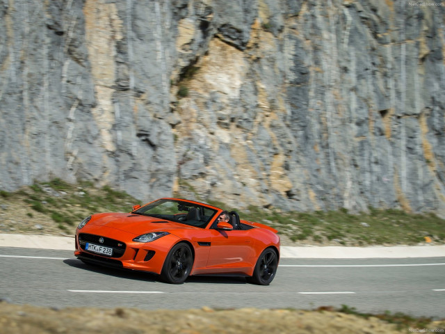 Jaguar F-Type V8 S фото