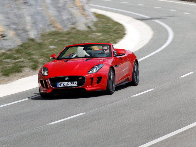 Jaguar F-Type V8 S фото