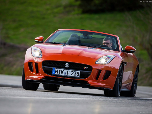 Jaguar F-Type V8 S фото