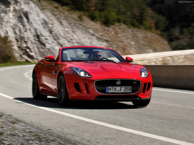 Jaguar F-Type V8 S фото