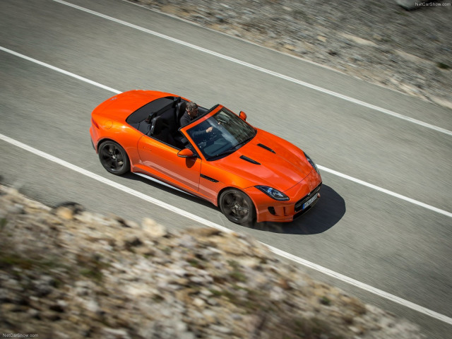 Jaguar F-Type V8 S фото