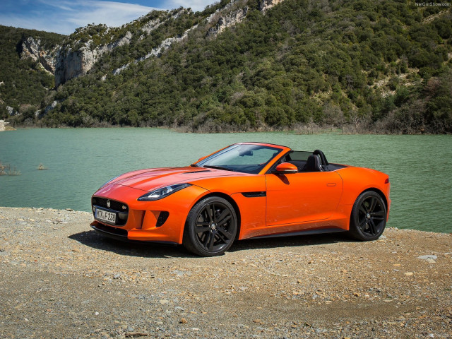 Jaguar F-Type V8 S фото