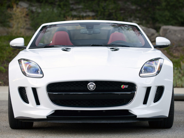 Jaguar F-Type фото