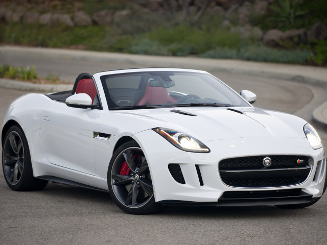 Jaguar F-Type фото