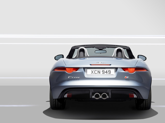 Jaguar F-Type фото