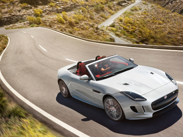 Jaguar F-Type фото