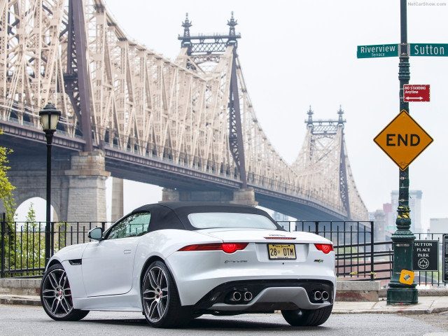 Jaguar F-Type фото