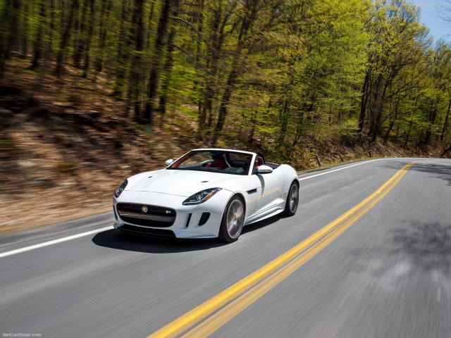 Jaguar F-Type фото