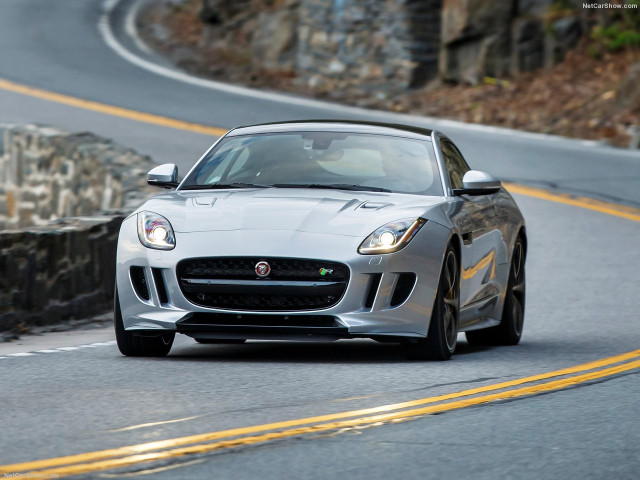 Jaguar F-Type фото