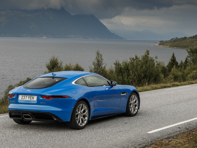 Jaguar F-Type фото