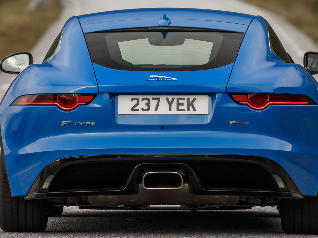 Jaguar F-Type фото